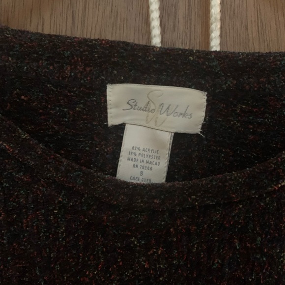 Sweater - Picture 2 of 2